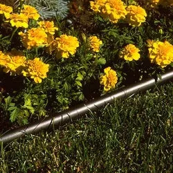 Suncast Garden Edge ICE205 Lawn Edging, 20 ft L, 4 in H, Polyethylene, Black (Pack of 5)